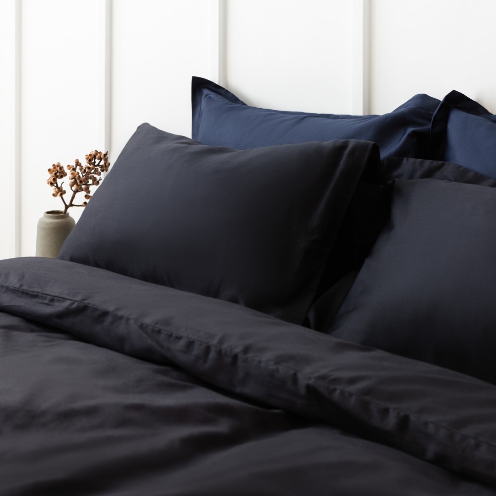 Premium satīna spilvendrāna "Midnight". Spilvendrānas 50x70