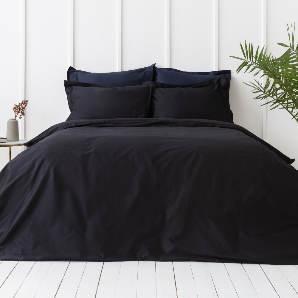 Premium satīns „Midnight“. Satīna gultas veļa, 140x200 cm, 150x200 cm, 160x200 cm, 180x200 cm, 200x200 cm, 200x220 cm