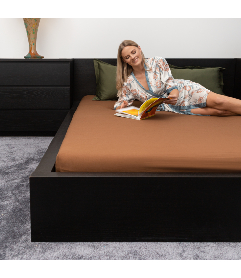 Jersey palags ar gumiju „Brown“. Palags ar gumiju 140x200