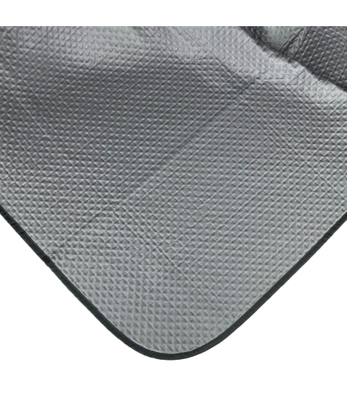Gultas pārklājs "Black trapuntino Bedspread". Pledi