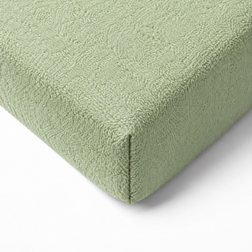 Frotē audums palags ar gumiju „Olive frote“. Palags ar gumiju 180x200, 90x200 cm, 140x200 cm, 160x200 cm, 180x200 cm, 200x220 cm. Maigi pasteļzaļš palags ar gumiju un smalkām cilpiņām uz virsmas. Frotē audums palags ar gumiju „Olive frote“. Palags ar gumiju 180x200, 90x200 cm, 140x200 cm, 160x200 cm, 180x200 cm, 200x220 cm. Maigi pasteļzaļš palags ar gumiju un smalkām cilpiņām uz virsmas.