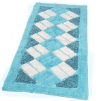 Paklājs "Blue Diamond Mosaic Rug", 70x140 cm. Spilgti zils paklājs ar baltām taisnstūra figūrām un tumšākiem zilajiem trijstūriem stūros, kas ieskauj centrālās formas.