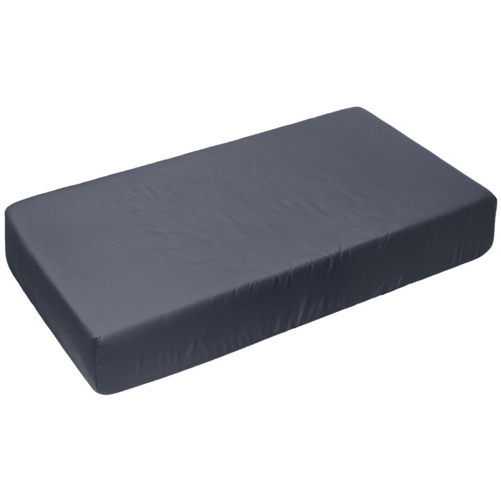 Palagi ar gumiju „Graphite“. Palags ar gumiju 140x200, 90x200 cm, 140x200 cm, 160x200 cm, 180x200 cm. Tumši pelēks palags ar gumiju Palagi ar gumiju „Graphite“. Palags ar gumiju 140x200, 90x200 cm, 140x200 cm, 160x200 cm, 180x200 cm. Tumši pelēks palags ar gumiju