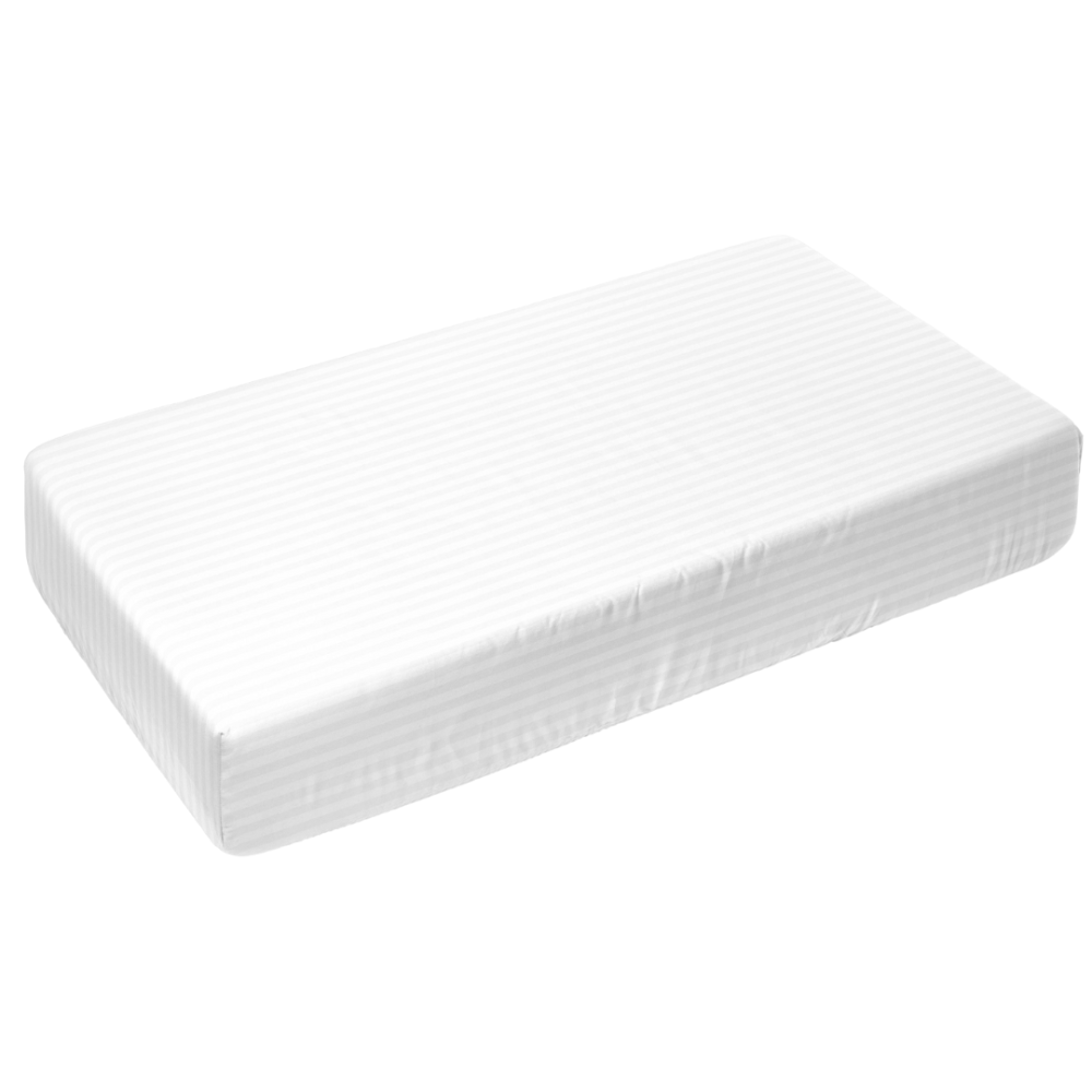 Palagi ar gumiju „White Stripes“. Palags ar gumiju 90x200, 90x200 cm, 140x200 cm, 160x200 cm, 180x200 cm. Balts gumijots palags ar svītru rakstu piešķir tīrības un gaismas sajūtu jebkurā guļamistabā.