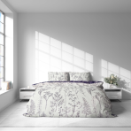 Gultas veļas komplekts „Alkali“. Gultas veļas komplekti 140x200, 140x200 cm, 200x200 cm, 200x220 cm. Gultas veļas komplekts ar stilizētām ziedu un augu skicēm tumši violetā krāsā.