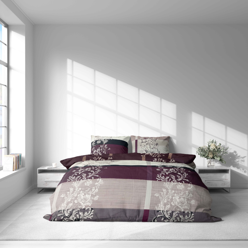 Gultas veļas komplekts „Promiseland“. Gultas veļas komplekti 140x200, 140x200 cm, 160x200 cm, 200x200 cm, 200x220 cm. Mīksto toņu gultasveļa ar violetu krāsu un centrālo rakstu, kas lieliski iederas elegantā un mūsdienīgā guļamistabas interjerā.