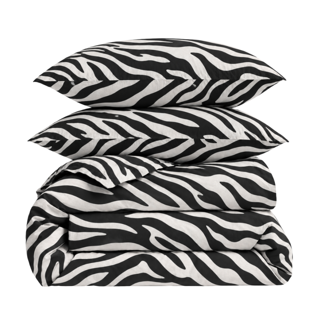 Gultas veļas komplekts „Black Safari“. Rakstaina gultas veļa, 140x200 cm, 150x200 cm, 160x200 cm, 180x200 cm, 200x200 cm, 200x220 cm, 220x240 cm. Melnbalts gultas veļas komplekts ar izteiksmīgu zebras rakstu Gultas veļas komplekts „Black Safari“. Rakstaina gultas veļa, 140x200 cm, 150x200 cm, 160x200 cm, 180x200 cm, 200x200 cm, 200x220 cm, 220x240 cm. Melnbalts gultas veļas komplekts ar izteiksmīgu zebras rakstu