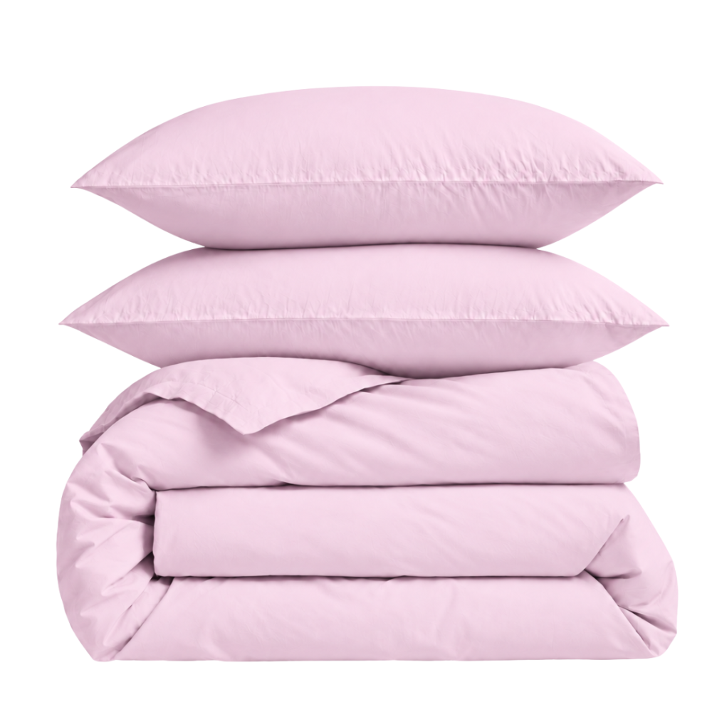 Gultas veļas komplekts „Bubblegum“. Vienkrāsaina gultas veļa, 140x200 cm, 150x200 cm, 160x200 cm, 180x200 cm, 200x200 cm, 200x220 cm, 220x240 cm. Maigi rozā vienkrāsaina gultas veļa uz gultas no augšas. Gultas veļas komplekts „Bubblegum“. Vienkrāsaina gultas veļa, 140x200 cm, 150x200 cm, 160x200 cm, 180x200 cm, 200x200 cm, 200x220 cm, 220x240 cm. Maigi rozā vienkrāsaina gultas veļa uz gultas no augšas.