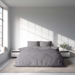 Gultas veļas komplekts „Dark Grey Ranforce“. Gultas veļas komplekti 200x220, 140x200 cm, 200x200 cm, 200x220 cm. Tumši pelēka gultasveļa, kas nodrošina universālu un neuzkrītošu izskatu, ideāli piemērota dažādu guļamistabas motīvu papildināšanai.