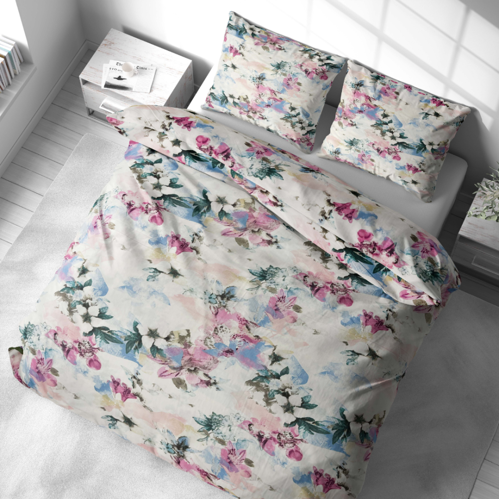 Gultas veļas komplekts „Flowery Mosaic“. Gultas veļas komplekti 140x200, 140x200 cm, 200x200 cm, 200x220 cm. Gultas veļas komplekts ar spilgtiem ziedu rakstiem, radot svaigu un gaišu atmosfēru.