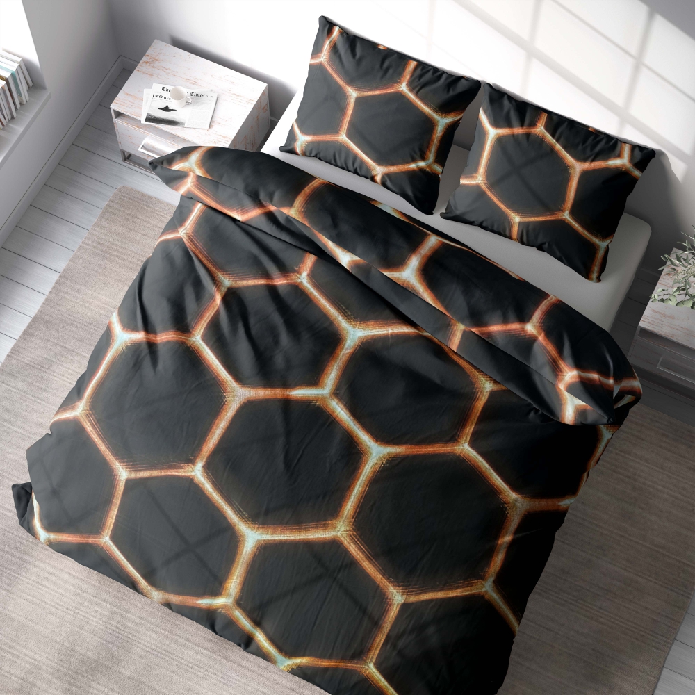 Gultas veļas komplekts „Lavahive“. Gultas veļas komplekti 140x200, 200x220 cm. Elegants gultasveļas komplekts ar stropam līdzīgām dzirkstelēm uz melna fona.