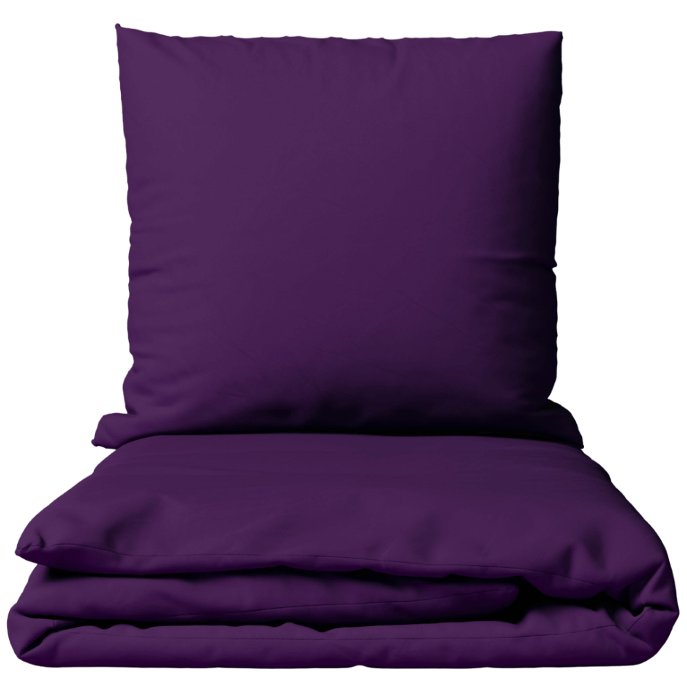 Gultas veļas komplekts „Plum“. Violeta gultasveļa, 140x200 cm, 150x200 cm, 160x200 cm, 180x200 cm, 200x200 cm, 200x220 cm, 220x240 cm. Vienkrāsains gultas veļas komplekts piesātinātā tumši violetā krāsā. Gultas veļas komplekts „Plum“. Violeta gultasveļa, 140x200 cm, 150x200 cm, 160x200 cm, 180x200 cm, 200x200 cm, 200x220 cm, 220x240 cm. Vienkrāsains gultas veļas komplekts piesātinātā tumši violetā krāsā.