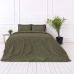 Perkali gultas veļas komplekts „Moss Green Percale“. Gultas veļas komplekti 150x200, 140x200 cm, 150x200 cm, 160x200 cm, 180x200 cm, 200x200 cm, 200x220 cm, 220x240 cm. Vienkrāsainas olīvzaļas spilvendrānas. Perkali gultas veļas komplekts „Moss Green Percale“. Gultas veļas komplekti 150x200, 140x200 cm, 150x200 cm, 160x200 cm, 180x200 cm, 200x200 cm, 200x220 cm, 220x240 cm. Vienkrāsainas olīvzaļas spilvendrānas.