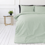 Satīna palags ar gumiju „Eucalyptus“. Gultas veļas komplekti 150x200, 100x140 cm, 140x200 cm, 150x200 cm, 160x200 cm, 180x200 cm, 200x200 cm, 200x220 cm, 220x240 cm. Dabīgi zaļas krāsas vienkārša un moderna dizaina gultas veļas komplekts