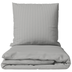Premium satīns „Silver Stripe Sateen“. Gultas veļas komplekti 150x200, 140x200 cm, 150x200 cm, 160x200 cm, 180x200 cm, 200x200 cm, 200x220 cm, 220x240 cm. Pelēks gultas veļas komplekts ar smalku svītru rakstu