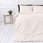Premium satīns „Snow White sateen“. Mako satīna gultas veļa, 140x200 cm, 150x200 cm, 160x200 cm, 180x200 cm, 200x200 cm, 200x220 cm, 220x240 cm. Gultas veļa siltā baltā tonī bez raksta.