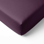 Satīna palagi bez gumijas „Plum glow“. Palags bez gumijas, 150x220 cm, 200x220 cm, 220x260 cm. Elegants plūmju krāsas palags, ideāli piemērots jūsu gultas veļai, piešķirot tai dziļu, spilgtu krāsu.