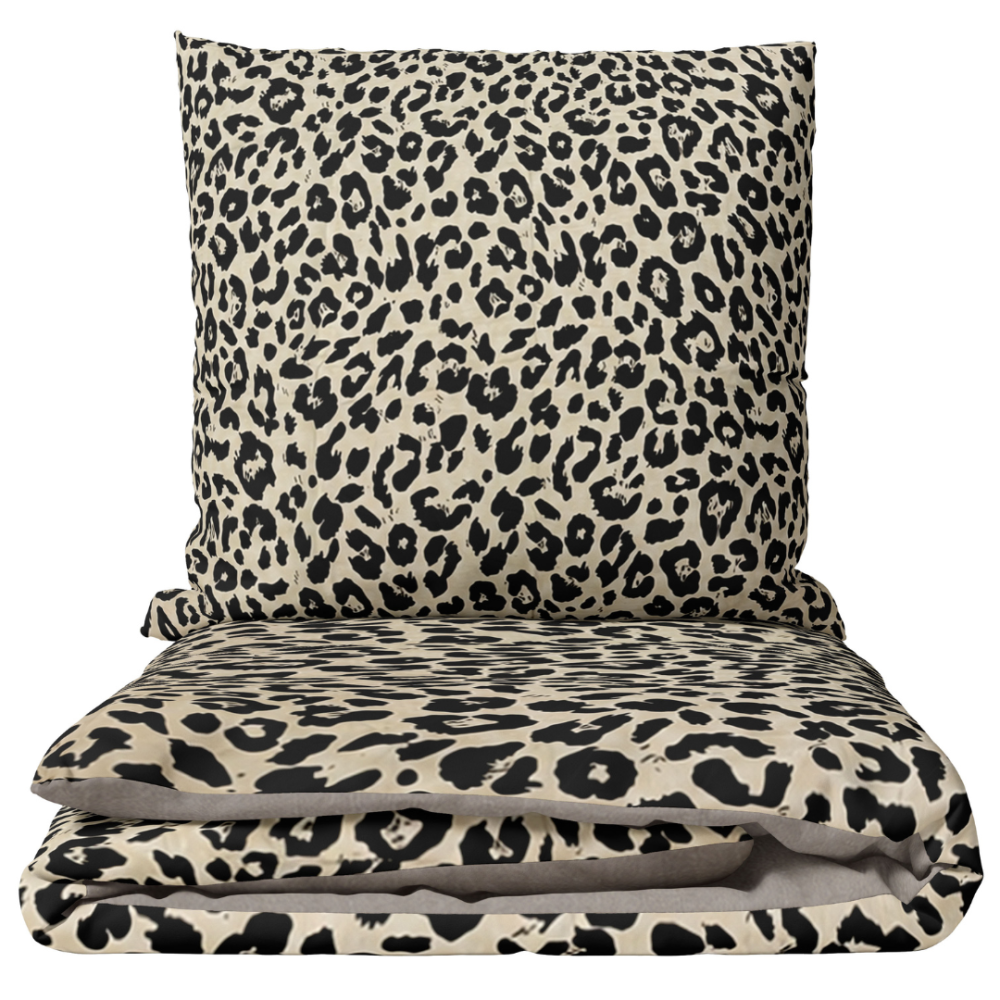 Satīna gultas veļa „Exotic Leopard“. Rakstaina gultas veļa, 140x200 cm, 200x200 cm, 200x220 cm. Krēmkrāsas gultas veļa ar melnu leoparda rakstu Satīna gultas veļa „Exotic Leopard“. Rakstaina gultas veļa, 140x200 cm, 200x200 cm, 200x220 cm. Krēmkrāsas gultas veļa ar melnu leoparda rakstu