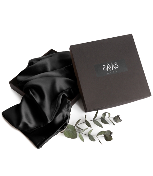 Zīda spilvendrāna „Obsidian Silk“. Zīda spilvendrāna