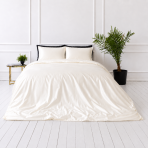 Zīda gultas veļas komplekts „Pearl White Silk“. Vienkrāsaina gultas veļa, 200x220 cm. Silti krēmkrāsas grezns gultas veļas komplekts.