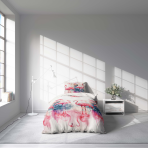 Gultas veļas komplekts "Flamingo Paradise". Bērnu gultas veļa, 140x200 cm. Ziedi un tropu palmas kopā ar flamingiem rada siltu un jautru dizainu, kas lieliski piemērots bērnu guļamistabai.