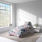 Vienvietīgas gultas veļas komplekti "Elegant". Gultas veļas komplekti 140x200, 140x200 cm. Balts gultasveļas komplekts ar zaļiem ziedu kātiņiem un rozā ziediem, kas piešķir jūsu guļamistabai dabas pieskārienu.