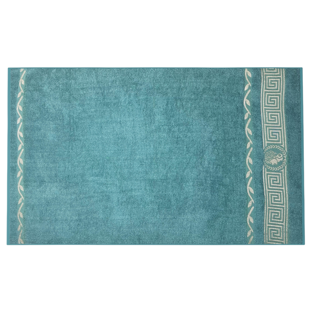Vannas dvielis „Seafoam olympian“. Dvieļi, 70x140 cm. Spilgts tirkīza dvielis ar klasiskā stila zelta ornamenta joslu